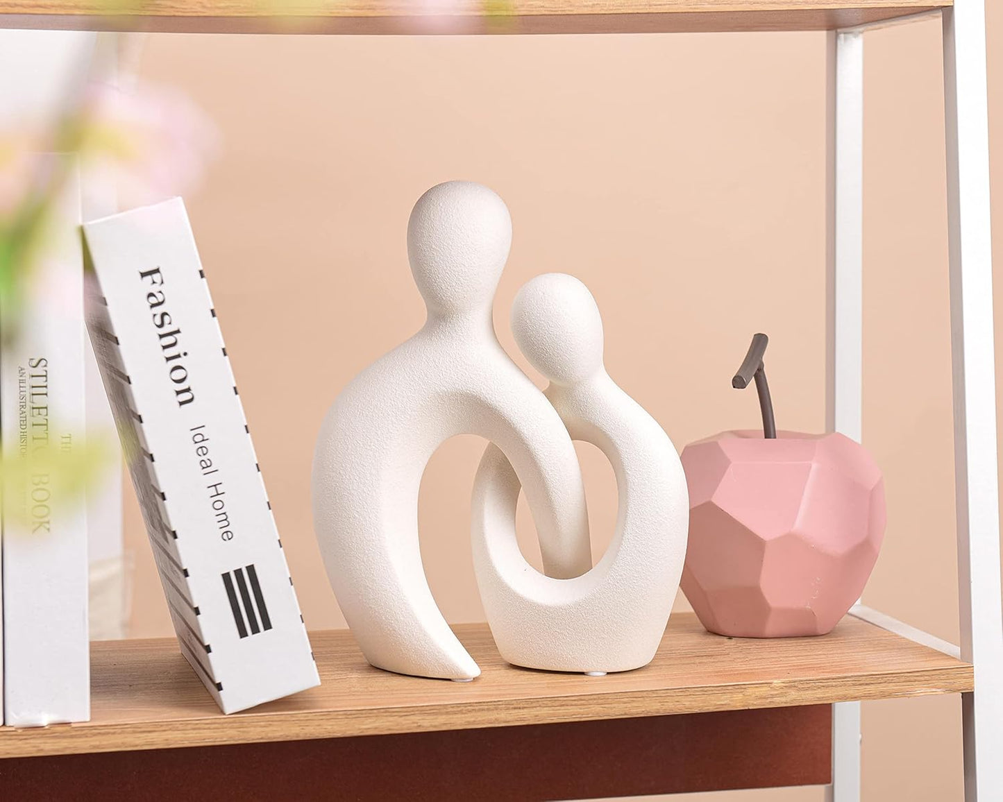 Quoowiit Ceramic Couple Sculptures for Home Decor, Abstract Lover Statue for Shelf, Office, Living Room, Bedroom, Gifts for Anniversary, Valentine's Day, Birthday (White)