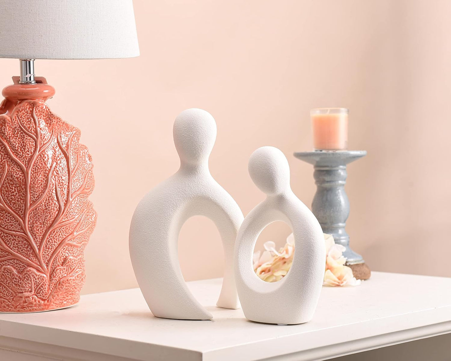 Quoowiit Ceramic Couple Sculptures for Home Decor, Abstract Lover Statue for Shelf, Office, Living Room, Bedroom, Gifts for Anniversary, Valentine's Day, Birthday (White)